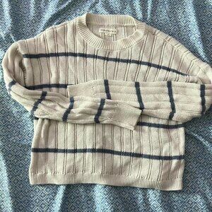 Aeropostale Women's Cream and White Jumper